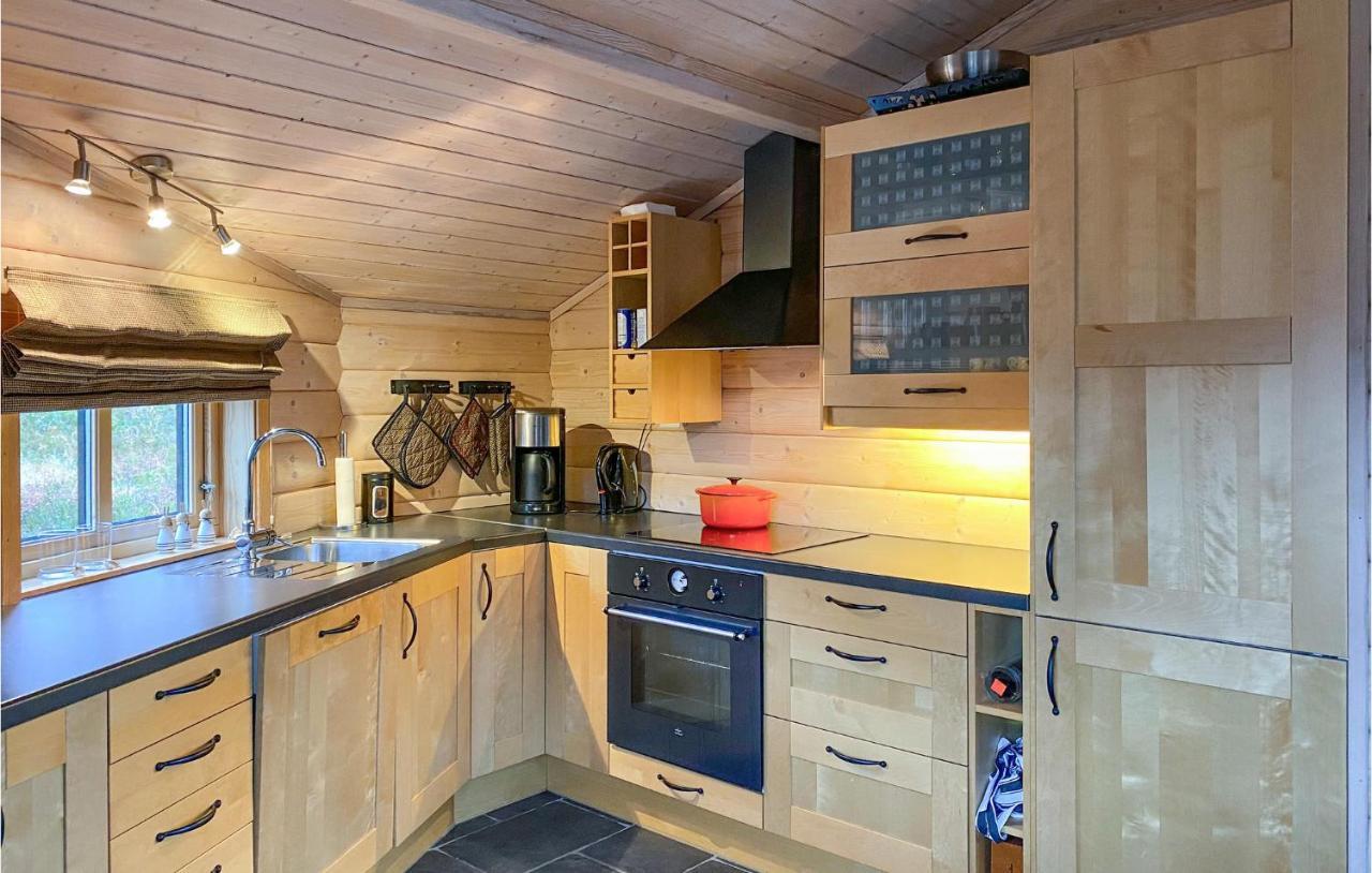 Nice Home In Straumgjerde With Wifi Brunstad Bagian luar foto